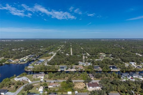 Terreno en venta en Port Charlotte, Florida № 885557 - foto 12