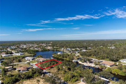 Terreno en venta en Port Charlotte, Florida № 885557 - foto 15