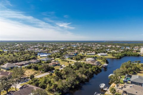 Land in Port Charlotte, Florida № 885557 - photo 2