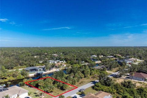 Land in Port Charlotte, Florida № 885557 - photo 13