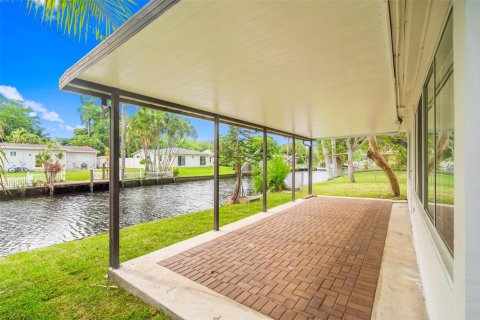 Villa ou maison à vendre à Dania Beach, Floride: 3 chambres, 154.68 m2 № 1119909 - photo 3