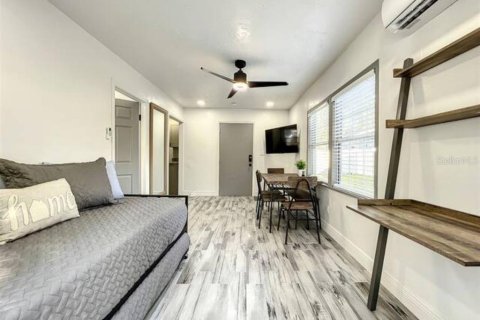 Apartamento en alquiler en Orlando, Florida, 1 dormitorio, 60.39 m2 № 553237 - foto 6