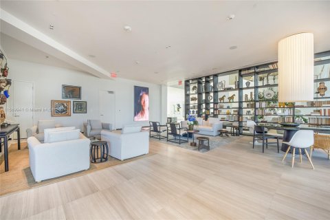 Copropriété à vendre à Miami Beach, Floride: 2 chambres, 245.45 m2 № 1181274 - photo 18