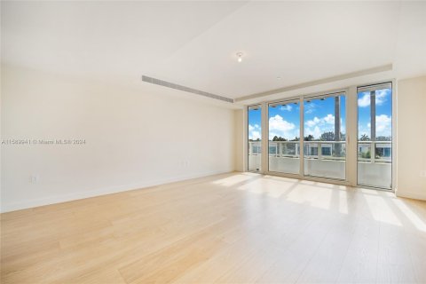 Copropriété à vendre à Miami Beach, Floride: 2 chambres, 245.45 m2 № 1181274 - photo 25