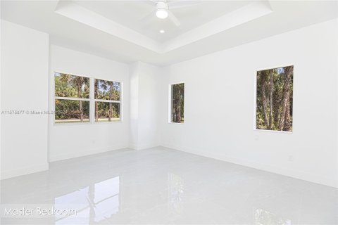 Villa ou maison à vendre à Naples, Floride: 4 chambres, 232.26 m2 № 1145429 - photo 9