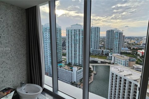 Condo in Miami, Florida, 2 bedrooms  № 1270559 - photo 23