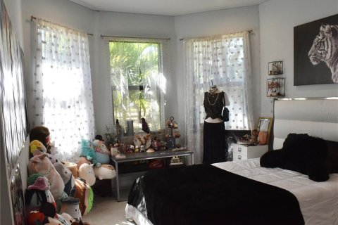 House in Naples, Florida 3 bedrooms, 138.7 sq.m. № 1082028 - photo 8