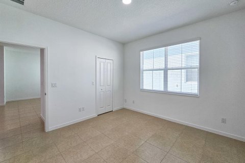 Adosado en venta en Daytona Beach, Florida, 2 dormitorios, 121.52 m2 № 1130741 - foto 21