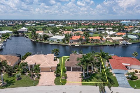 Villa ou maison à vendre à Punta Gorda, Floride: 3 chambres, 192.49 m2 № 1317999 - photo 2