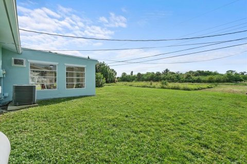 Villa ou maison à vendre à North Port, Floride: 2 chambres, 111.85 m2 № 1392399 - photo 25