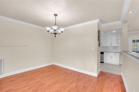 Casa en venta en Coral Springs, Florida, 4 dormitorios, 243.87 m2 № 1217055 - foto 9