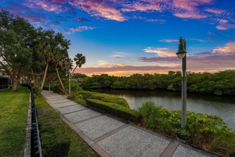 House in Jupiter, Florida 2 bedrooms, 148.46 sq.m. № 1185369 - photo 29