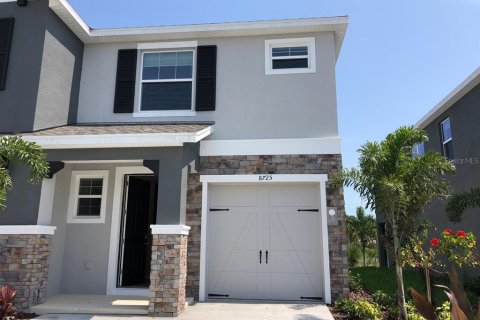 Townhouse in Sarasota, Florida 3 bedrooms, 163.32 sq.m. № 1356377 - photo 1