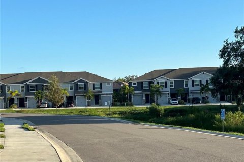 Touwnhouse à louer à Sarasota, Floride: 3 chambres, 163.32 m2 № 1356377 - photo 5