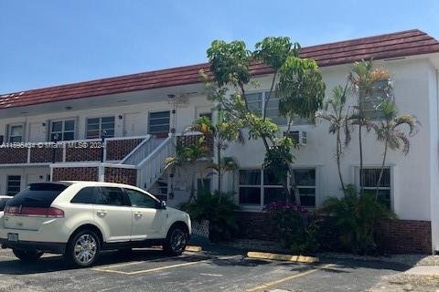Condominio en venta en Dania Beach, Florida, 2 dormitorios, 52.4 m2 № 1188233 - foto 3