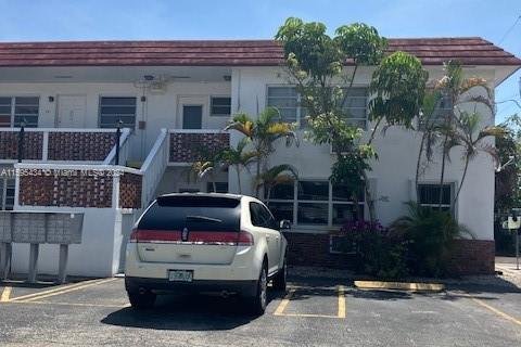 Condominio en venta en Dania Beach, Florida, 2 dormitorios, 52.4 m2 № 1188233 - foto 1