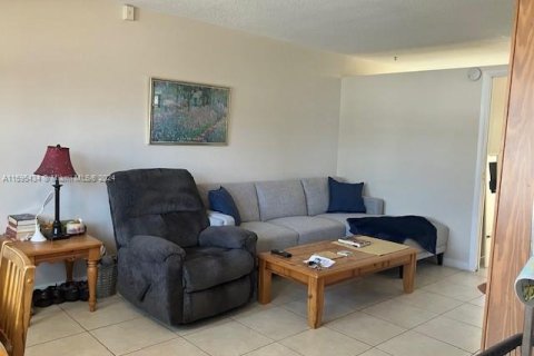 Condominio en venta en Dania Beach, Florida, 2 dormitorios, 52.4 m2 № 1188233 - foto 7