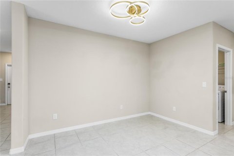 Casa en venta en Lutz, Florida, 5 dormitorios, 205.96 m2 № 1351513 - foto 13