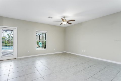 Casa en venta en Lutz, Florida, 5 dormitorios, 205.96 m2 № 1351513 - foto 15