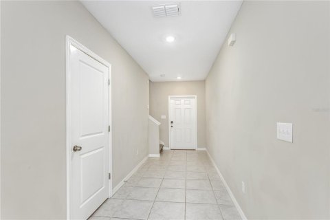 Casa en venta en Lutz, Florida, 5 dormitorios, 205.96 m2 № 1351513 - foto 6