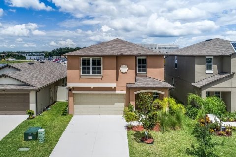 Villa ou maison à vendre à Lutz, Floride: 5 chambres, 205.96 m2 № 1351513 - photo 1