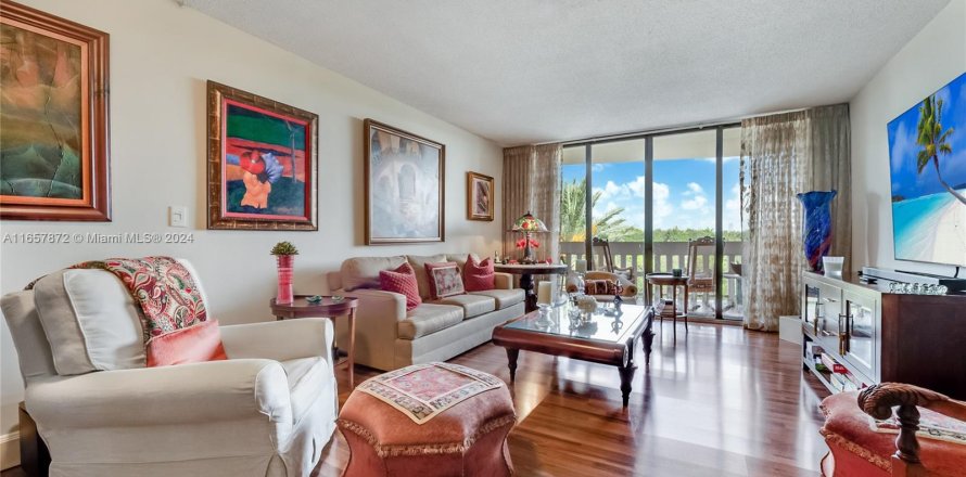 Condominio en Coral Gables, Florida, 2 dormitorios  № 1360387