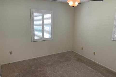 Condo in Pinellas Park, Florida, 2 bedrooms  № 1252024 - photo 9