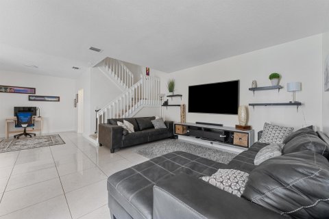 Adosado en venta en Hollywood, Florida, 3 dormitorios, 162.39 m2 № 1208800 - foto 29