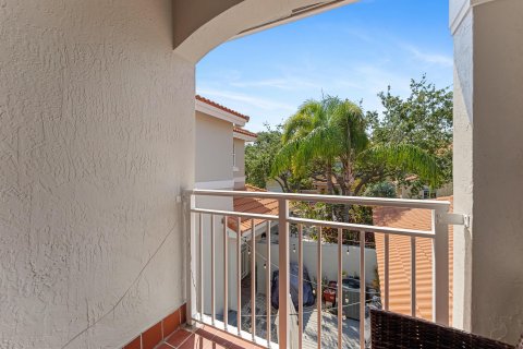 Adosado en venta en Hollywood, Florida, 3 dormitorios, 162.39 m2 № 1208800 - foto 6