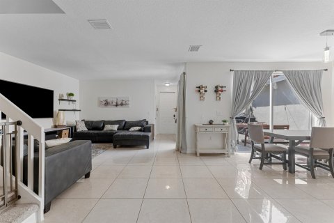 Touwnhouse à vendre à Hollywood, Floride: 3 chambres, 162.39 m2 № 1208800 - photo 27