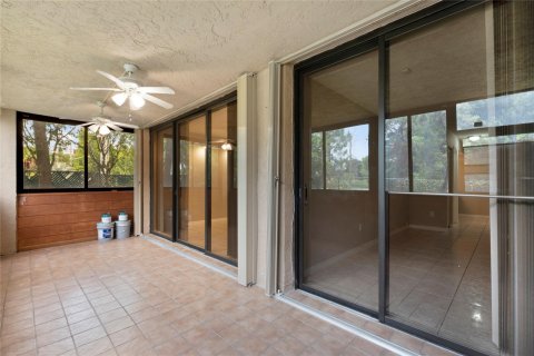 Copropriété à vendre à Tamarac, Floride: 2 chambres, 137.5 m2 № 1093900 - photo 26