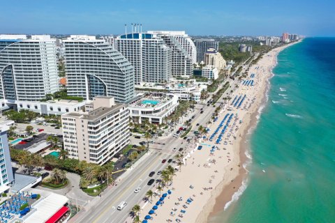 Condo in Fort Lauderdale, Florida, 3 bedrooms  № 1093939 - photo 14