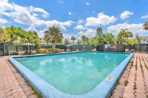 Copropriété à vendre à Boca Raton, Floride: 2 chambres, 85.28 m2 № 1221386 - photo 1