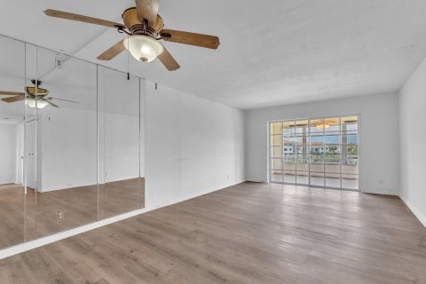 Copropriété à vendre à Boca Raton, Floride: 2 chambres, 85.28 m2 № 1221386 - photo 19