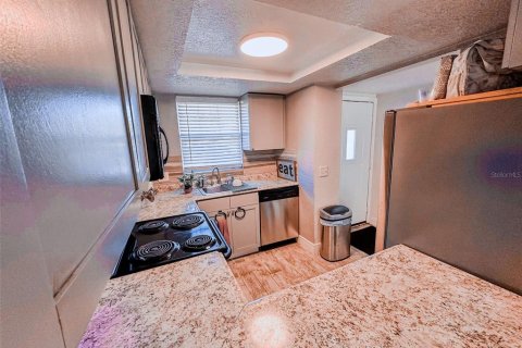 Condominio en venta en Orlando, Florida, 2 dormitorios, 103.68 m2 № 992352 - foto 20