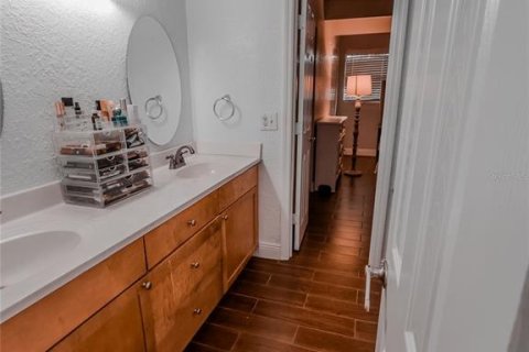 Condominio en venta en Orlando, Florida, 2 dormitorios, 103.68 m2 № 992352 - foto 13