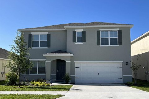 House in Davenport, Florida 5 bedrooms, 241.64 sq.m. № 1082684 - photo 1