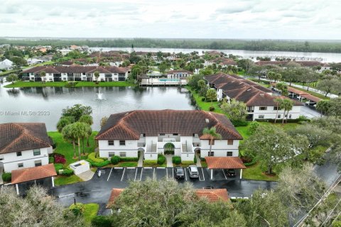 Condominio en venta en Stuart, Florida, 2 dormitorios, 105.44 m2 № 918335 - foto 29