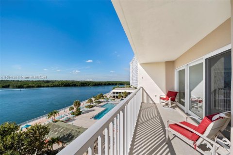 Condo in Sunny Isles Beach, Florida, 3 bedrooms  № 1187434 - photo 4