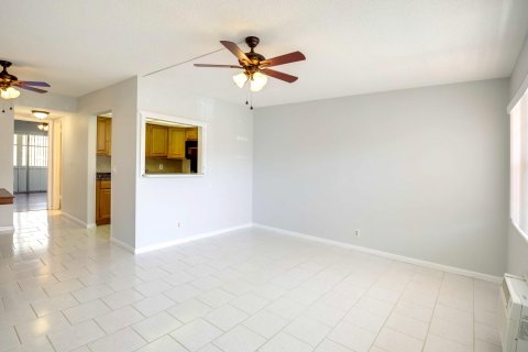 Condominio en venta en West Palm Beach, Florida, 1 dormitorio, 54.35 m2 № 614492 - foto 17