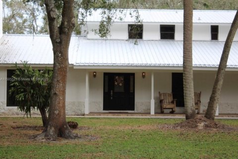 Villa ou maison à vendre à Okeechobee, Floride: 3 chambres № 919485 - photo 2