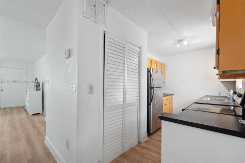 Copropriété à vendre à Miami Beach, Floride: 2 chambres, 64.47 m2 № 1348170 - photo 9