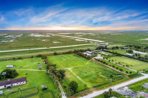 Купить земельный участок в Веллингтон, Флорида № 437578 - фото 10