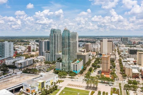 Condo in Tampa, Florida, 1 bedroom  № 1353024 - photo 25