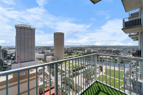 Condo in Tampa, Florida, 1 bedroom  № 1353024 - photo 23