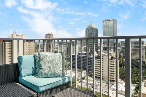 Condo in Tampa, Florida, 1 bedroom  № 1353024 - photo 19