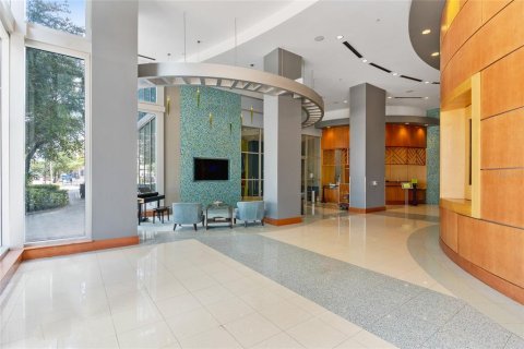 Condo in Tampa, Florida, 1 bedroom  № 1353024 - photo 26