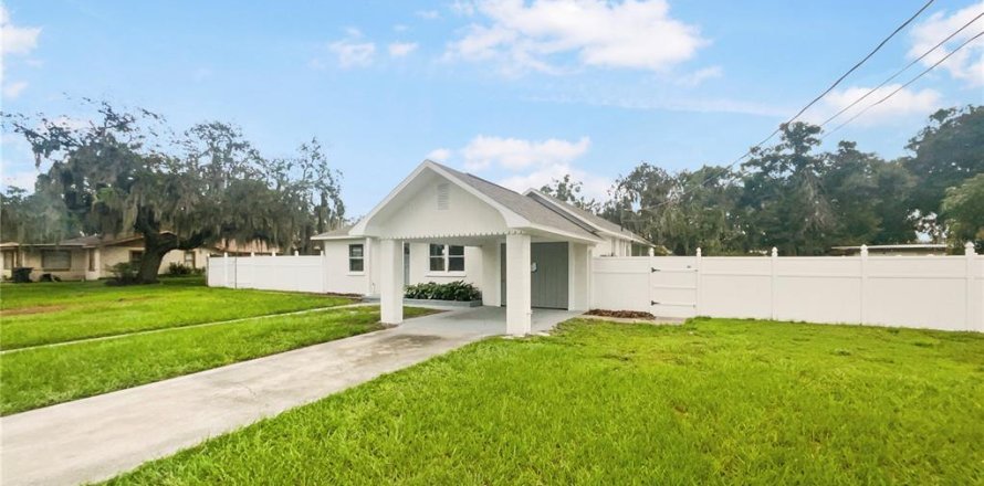 Villa ou maison à Lakeland, Floride 2 chambres, 153.85 m2 № 1352951