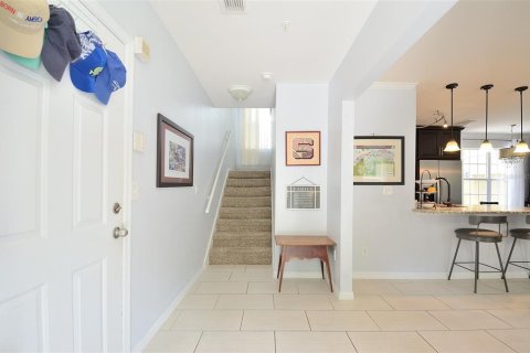 Townhouse in Celebration, Florida 4 bedrooms, 174.47 sq.m. № 1317167 - photo 8