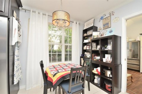 Townhouse in Celebration, Florida 4 bedrooms, 174.47 sq.m. № 1317167 - photo 16